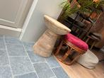 Bamboe vintage trapezium kruk met fluwelen kussen, Ophalen, Gebruikt, Overige materialen