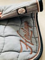 Tapis de selle dressage t.full eskadron heritage gris noir, Dieren en Toebehoren, Ophalen of Verzenden, Zo goed als nieuw