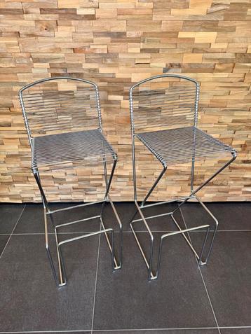 2 Postmoderne design barkrukken metaal beschikbaar voor biedingen