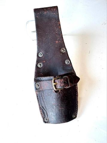 Britse P1888 Bajonet Frog / Hanger beschikbaar voor biedingen
