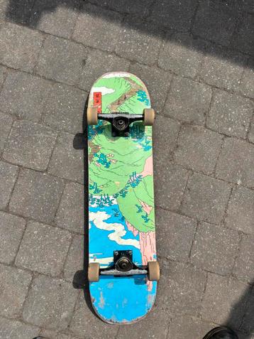 Skateboard  beschikbaar voor biedingen