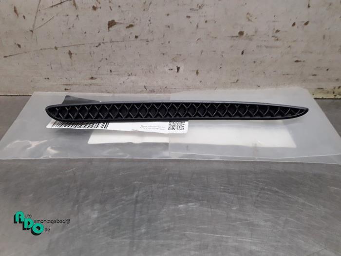 Sierstrip van een Mercedes C-Klasse (C-Klasse 14-), Auto-onderdelen, Carrosserie, Mercedes-Benz, Nieuw, 3 maanden garantie, Ophalen of Verzenden