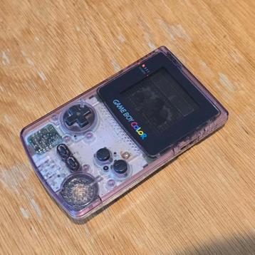 Gameboy Color Atomic Purple beschikbaar voor biedingen
