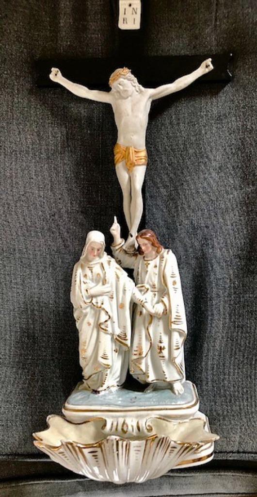 Religie groep porselein perfecte staat ( wijwatervat ), Antiek en Kunst, Antiek | Religieuze voorwerpen, Ophalen of Verzenden
