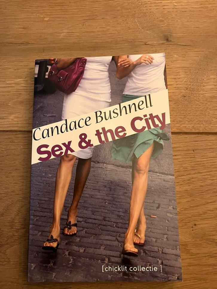 Candace Bushnell - Sex & the City, Boeken, Chicklit, Zo goed als nieuw, Ophalen of Verzenden