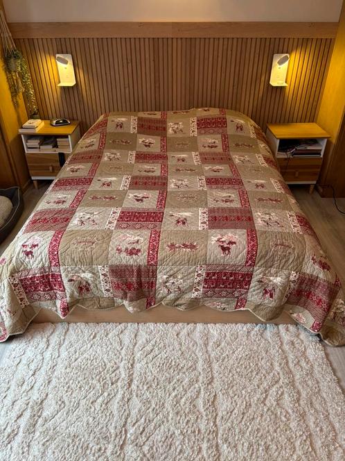 Très beau couvre-lit patchwork réversible montagne et ligné, Huis en Inrichting, Slaapkamer | Beddengoed, Beige, Ophalen of Verzenden