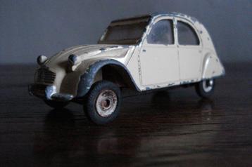 Citroën 2 CV (Dinky Toys) beschikbaar voor biedingen