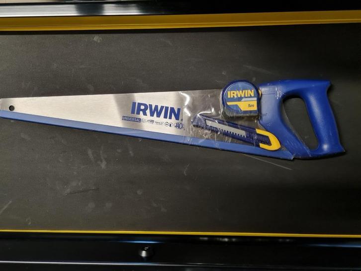 Houtzaag met meter en breekmes van Irwin, Doe-het-zelf en Bouw, Gereedschap | Handgereedschap, Nieuw, Ophalen of Verzenden