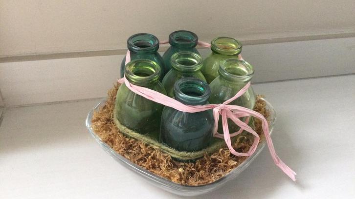 Set kleine glaasjes, te vullen met bloemetjes, Huis en Inrichting, Woonaccessoires | Vazen, Gebruikt, Minder dan 50 cm, Glas, Ophalen