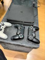 PlayStation 4 met 3 controllers, Games en Spelcomputers, Zo goed als nieuw