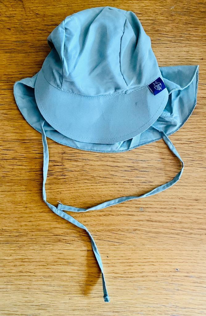 Zonnehoedje: Lässig Pet met nekflap 3-6 maanden (43/45), Kinderen en Baby's, Babykleding | Petten en Hoeden, Zo goed als nieuw