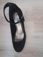 Nieuwe  Dames schoenen maat  38 Merk Tamaris  nog Nieuw in d, Ophalen of Verzenden, Nieuw, Schoenen