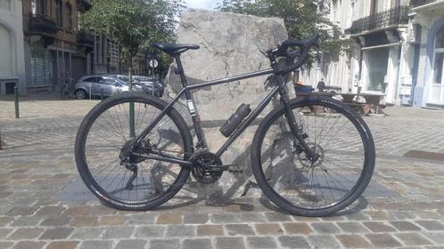 Fuji Touring T56, Vélos & Vélomoteurs, Vélos | Hommes | Vélos de sport & Vélo de randonnée, Utilisé, Plus de 20 vitesses, 28 pouces