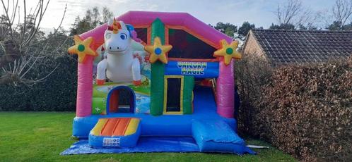 Boek nu uw springkasteel unicorn voor al uw feesten, Hobby en Vrije tijd, Feestartikelen | Verhuur, Nieuw, Ophalen of Verzenden