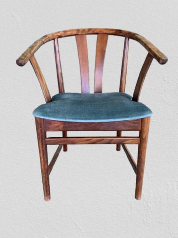 Mahoniehouten armstoel beschikbaar voor biedingen