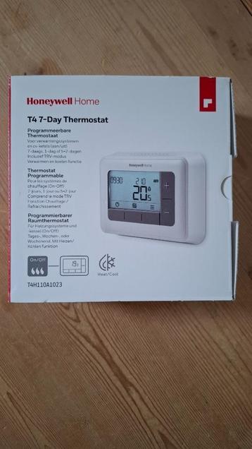 Honeywell Home T4 Thermostaat (bedraad, aan/uit, weekprogr.) beschikbaar voor biedingen