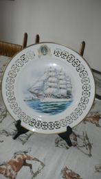Porseleinen bord Denmark schip, Ophalen