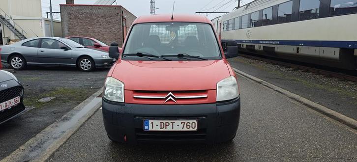 Citroen berlingo 1.6hdi lichtevracht, Auto's, Bestelwagens en Lichte vracht, Particulier, Airbags, Alarm, Centrale vergrendeling
