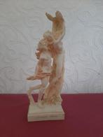 Alabasten beeld van Apollo en Daphne (Griekse Mythologie), Antiek en Kunst, Ophalen of Verzenden