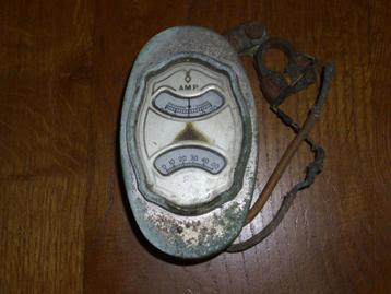 Ampèremètre et témoin huile pour tracteur ancêtre beschikbaar voor biedingen