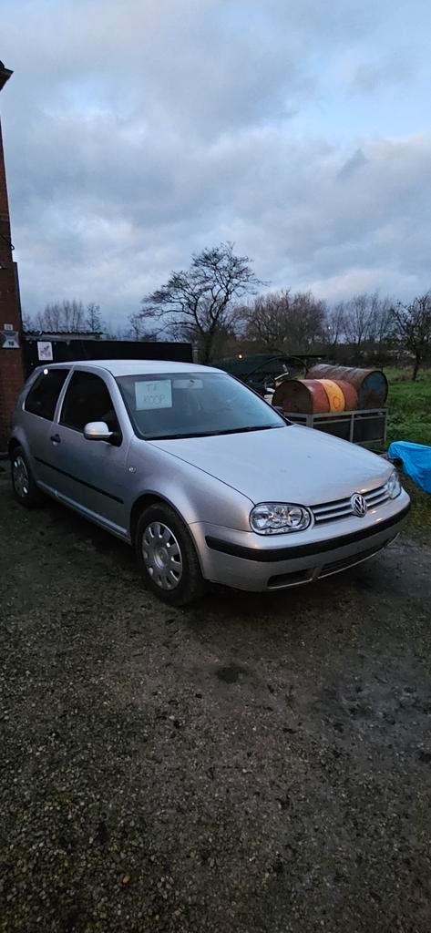 Volkswagen golf 4, Auto's, Volkswagen, Particulier, Golf, ABS, Airbags, Airconditioning, Alarm, Centrale vergrendeling, Elektrische buitenspiegels