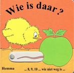 Wie is daar?  Verstoppertje spelen,  +3 jr  -  9789041204004, Boeken, Gelezen, 3 tot 4 jaar, Ophalen of Verzenden, Uitklap-, Voel- of Ontdekboek
