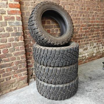 Pneus pour terrain boueux Toyota Hilux en parfait état, Enlèvement, Comme neuf