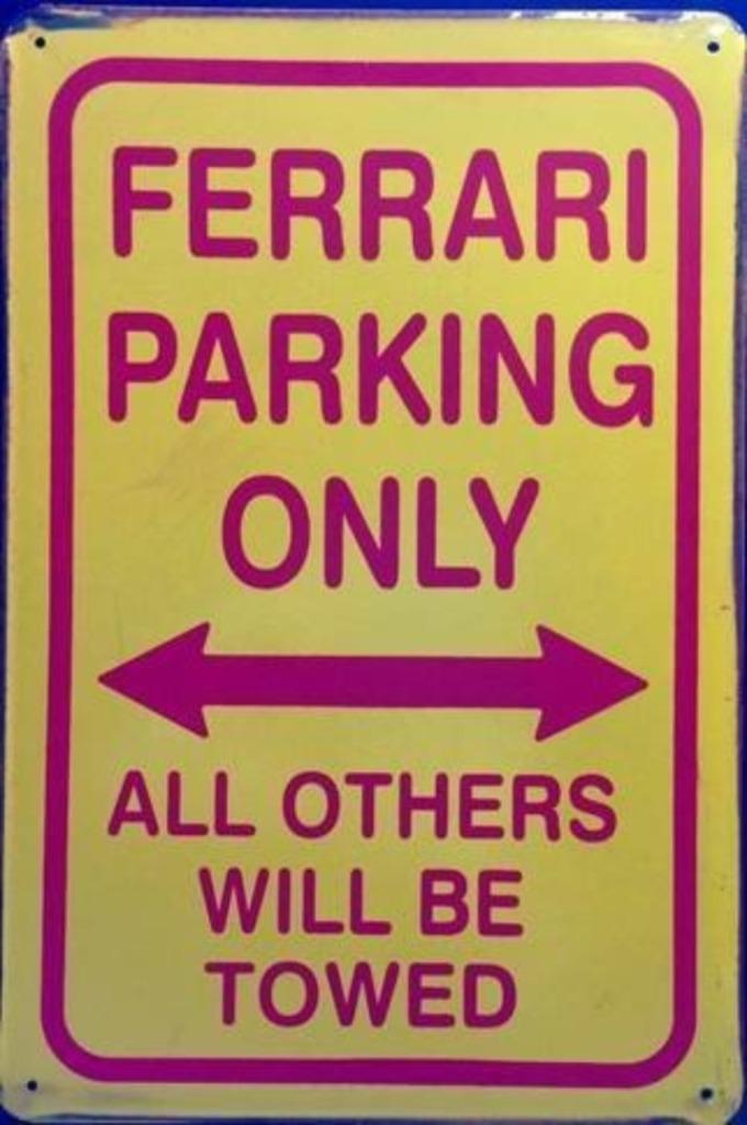 Metalen rusty-old wandplaat Ferrari Parking Only, Auto diversen, Tuning en Styling, Ophalen of Verzenden