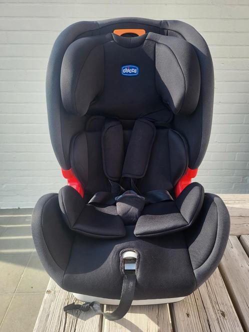Autostoel chicco met isofix bevestiging, Kinderen en Baby's, Autostoeltjes, Zo goed als nieuw, Chicco, Isofix, Ophalen