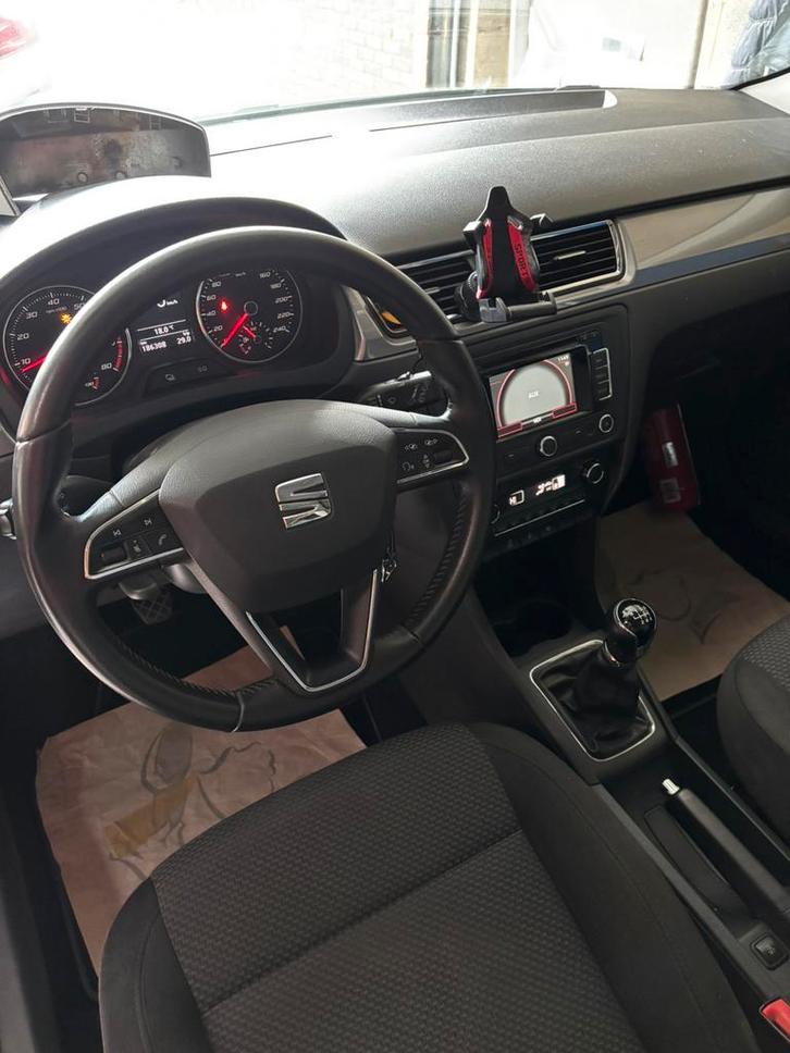 À VENDRE ou ÉCHANGE – Seat Toledo 2015, Auto's, Seat, Particulier, Toledo, ABS, Achteruitrijcamera, Adaptieve lichten, Airbags