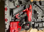 Milwaukee M18 FFN-502C 18V accu tacker set, Doe-het-zelf en Bouw, Gereedschap | Handgereedschap, Ophalen