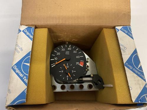 NOS toerenteller voor Mercedes-Benz W126 380SE 380SEL, Auto-onderdelen, Dashboard en Schakelaars, Mercedes-Benz, Nieuw, Ophalen of Verzenden