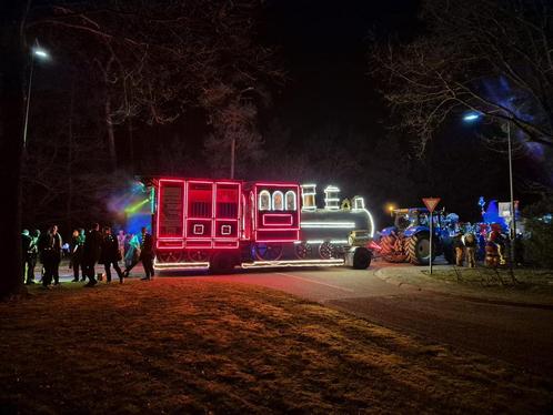 Carnavalswagen, Hobby en Vrije tijd, Feestartikelen, Gebruikt, Ophalen