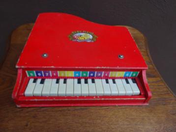 Vintage speelgoed baby piano uit de jaren '60