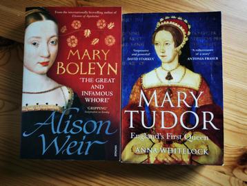 Mary Tudor et Mary Boleyn, livres en Anglais beschikbaar voor biedingen