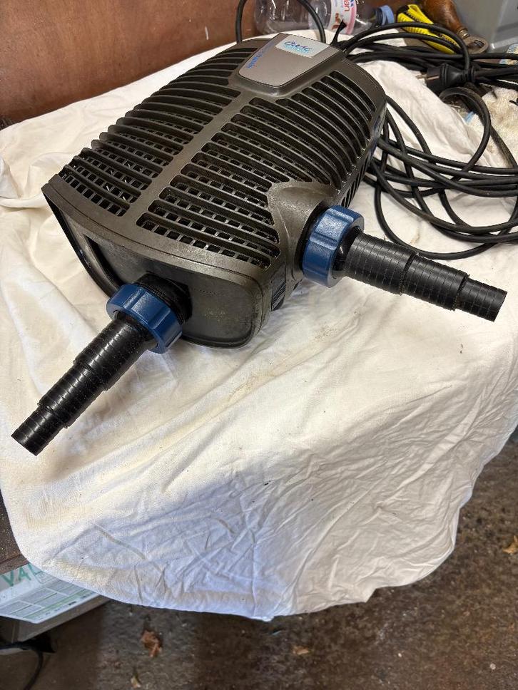 Pompe de bassin et écumoire Oase Aquamax Eco Premium, Jardin & Terrasse, Accessoires pour étangs, Utilisé, Pompe de bassin, Enlèvement ou Envoi