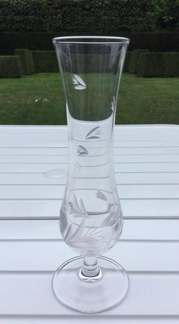 Wit Kristallen Soliflora Vaasje beschikbaar voor biedingen