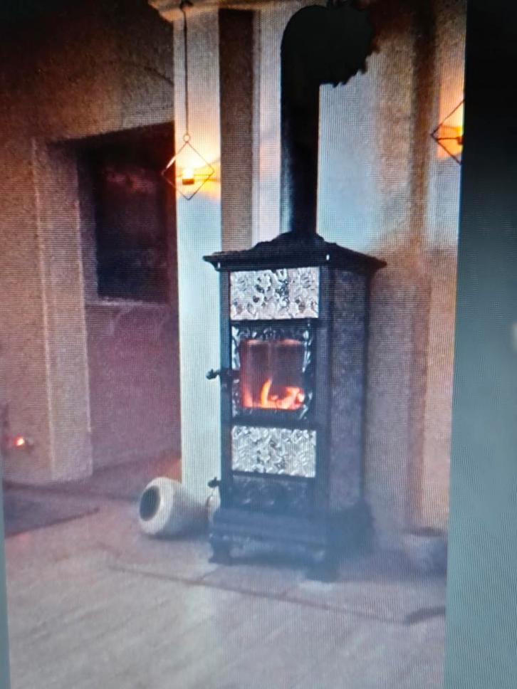 CASTELMONTE  Houtkachel, Tuin en Terras, Tuinhaarden, Zo goed als nieuw, Ophalen