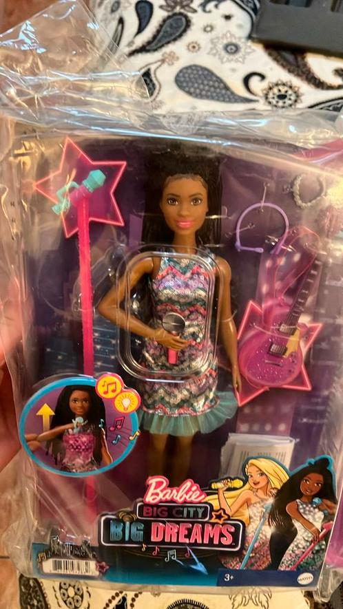 Barbie big City - big dream (elle fait musique et lumière), Enfants & Bébés, Jouets | Poupées, Neuf, Barbie
