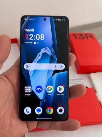 One Plus 13r 256GB Nebula Noir comme neuf,vd/éch, Enlèvement, Comme neuf, Sans abonnement