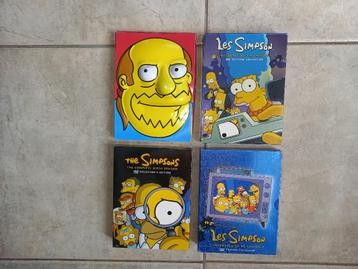 a vendre 4 coffret + 7 classics de simpsons comme neuf