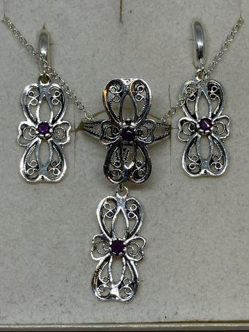 Zilveren setje met robijn ( zilver 925 ), Enlèvement ou Envoi, Avec pierre précieuse, Argent, Neuf