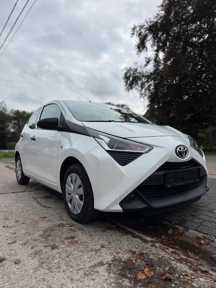Toyota Aygo garantie tot 2027 & optie tot parkeersensoren, Auto's, Toyota, Bedrijf, Te koop, Aygo, ABS, Airbags, Airconditioning