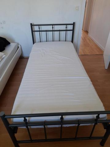1 persoonsbed 90x200 cm beschikbaar voor biedingen