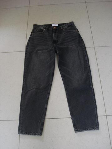 Bershka zwarte afgewassen jeansbroek, meisjes/dames. mt 40 disponible aux enchères