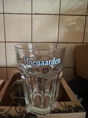 Hoegaarden glas beschikbaar voor biedingen