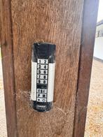elektrische poort, werkt perfect, met afstandsbediening.”, Ophalen