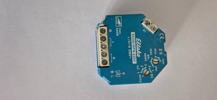 Universele dimschakelaar 230 V voor inbouw achter drukknop, Doe-het-zelf en Bouw, Elektriciteit en Kabels, Gebruikt, Ophalen of Verzenden