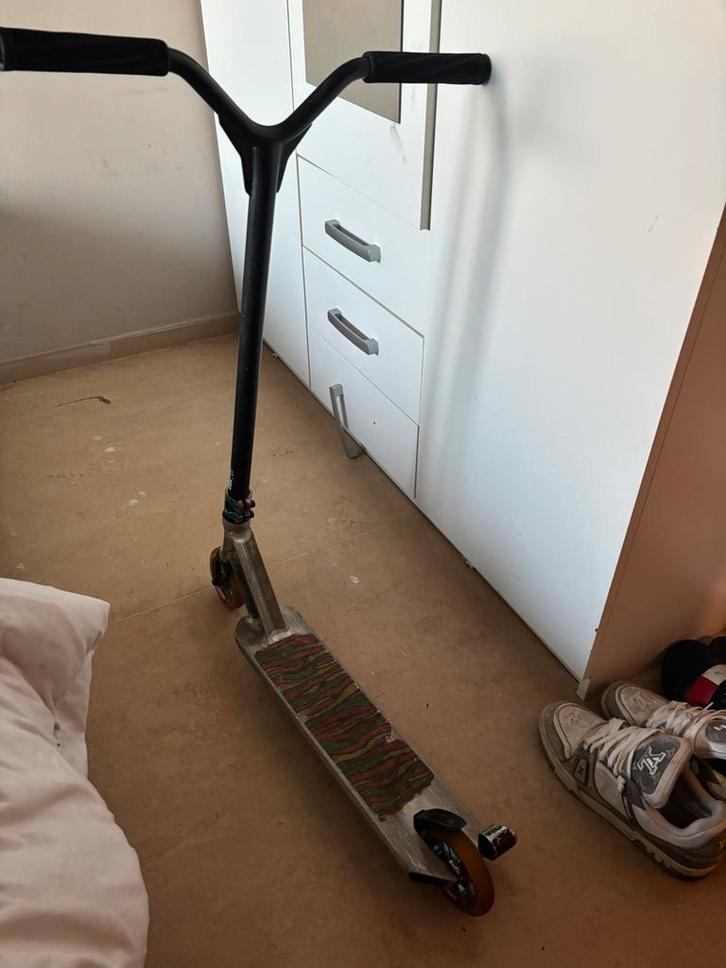 Stunt step, Vélos & Vélomoteurs, Trottinettes, Comme neuf, Enlèvement