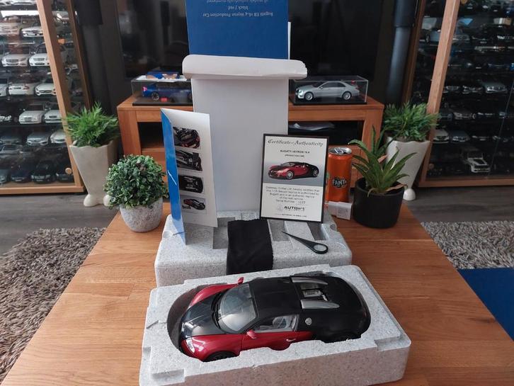 Autoart 70906 1/18:Bugatti Veyron Production Car Black Red, Hobby en Vrije tijd, Modelauto's | 1:18, Zo goed als nieuw, Auto, Autoart